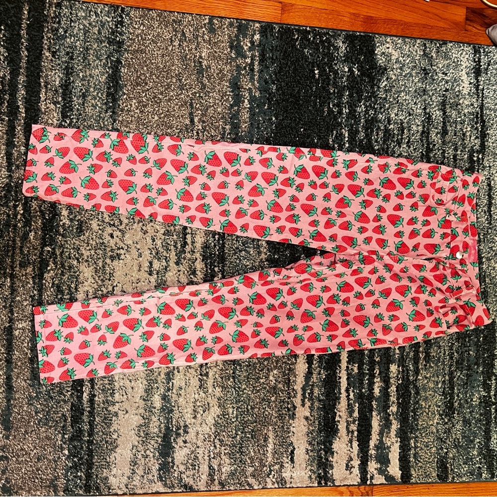 Dolls Kill Sugar Thrillz Pink Strawberry Fields Denim Jeans Whimsical Cute Berry - Picture 9 of 10